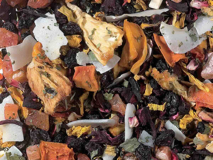 Thé aux fruits, yaourt à la mangue