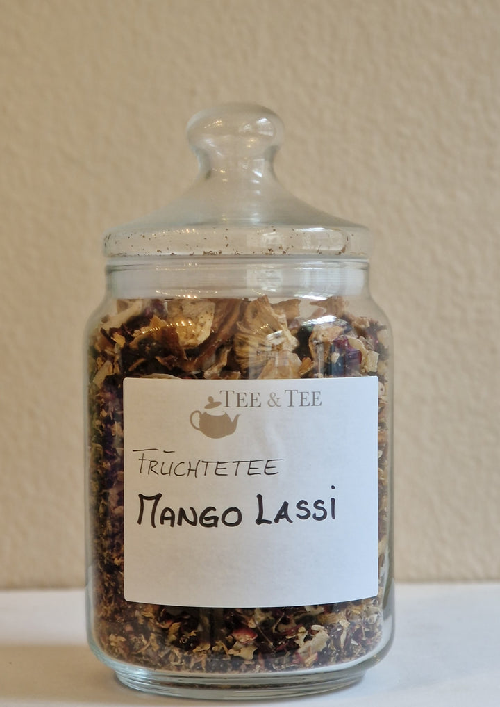 Thé aux fruits, yaourt à la mangue