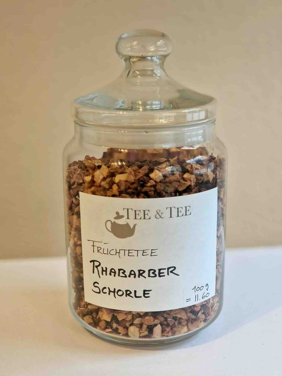 Spritzer au thé aux fruits et à la rhubarbe